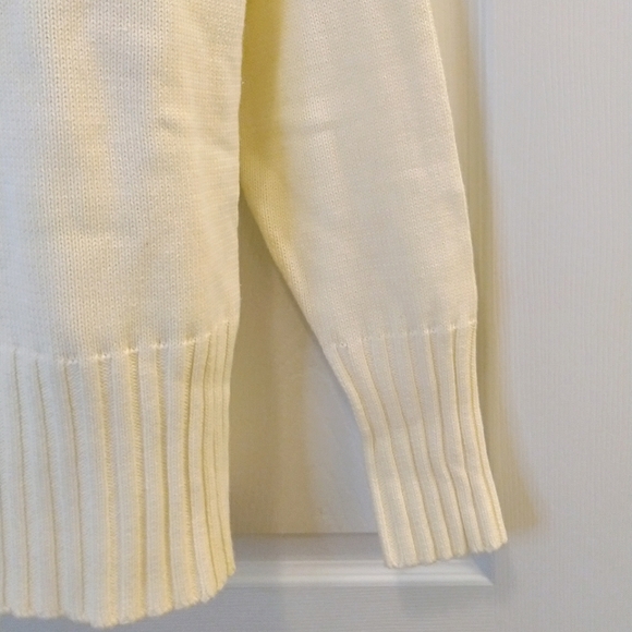 Cotton Exchange TN sweater - NWOT - Picture 4 of 6